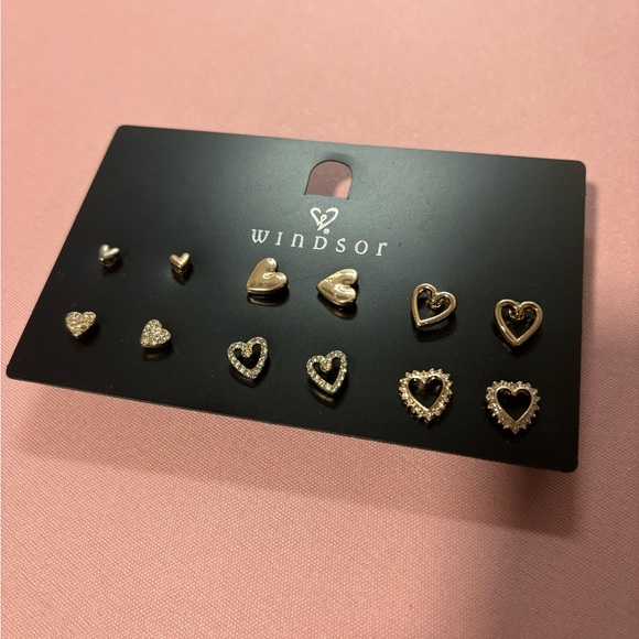 💕 Heart Earring Set 💕 - Picture 2 of 4